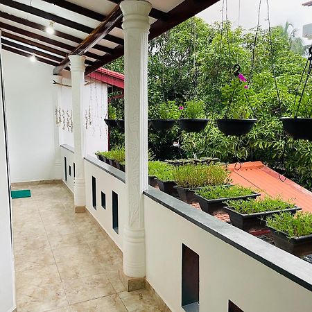 Kanthi Holiday Rest Homestay 米瑞莎 外观 照片