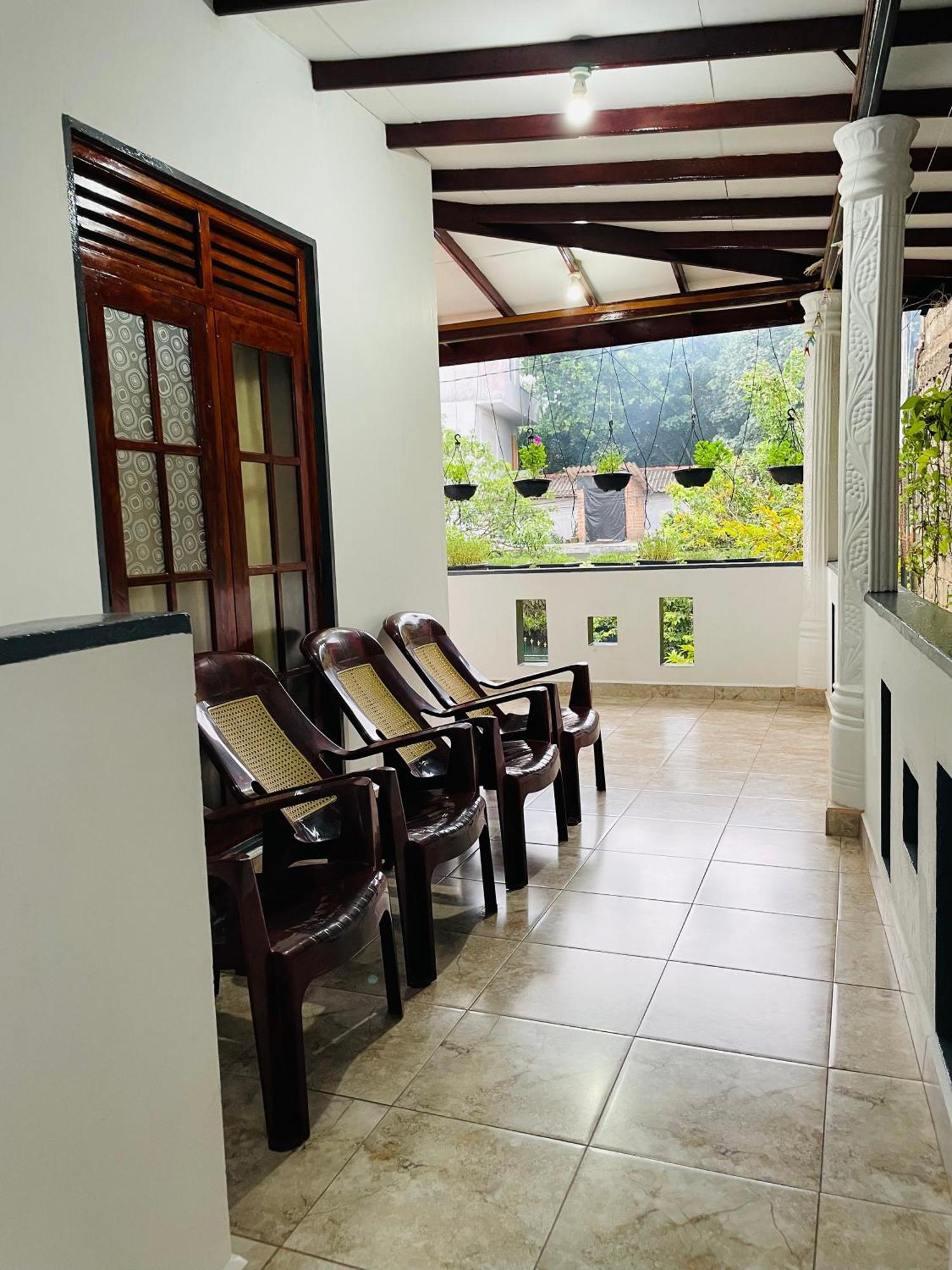 Kanthi Holiday Rest Homestay 米瑞莎 外观 照片