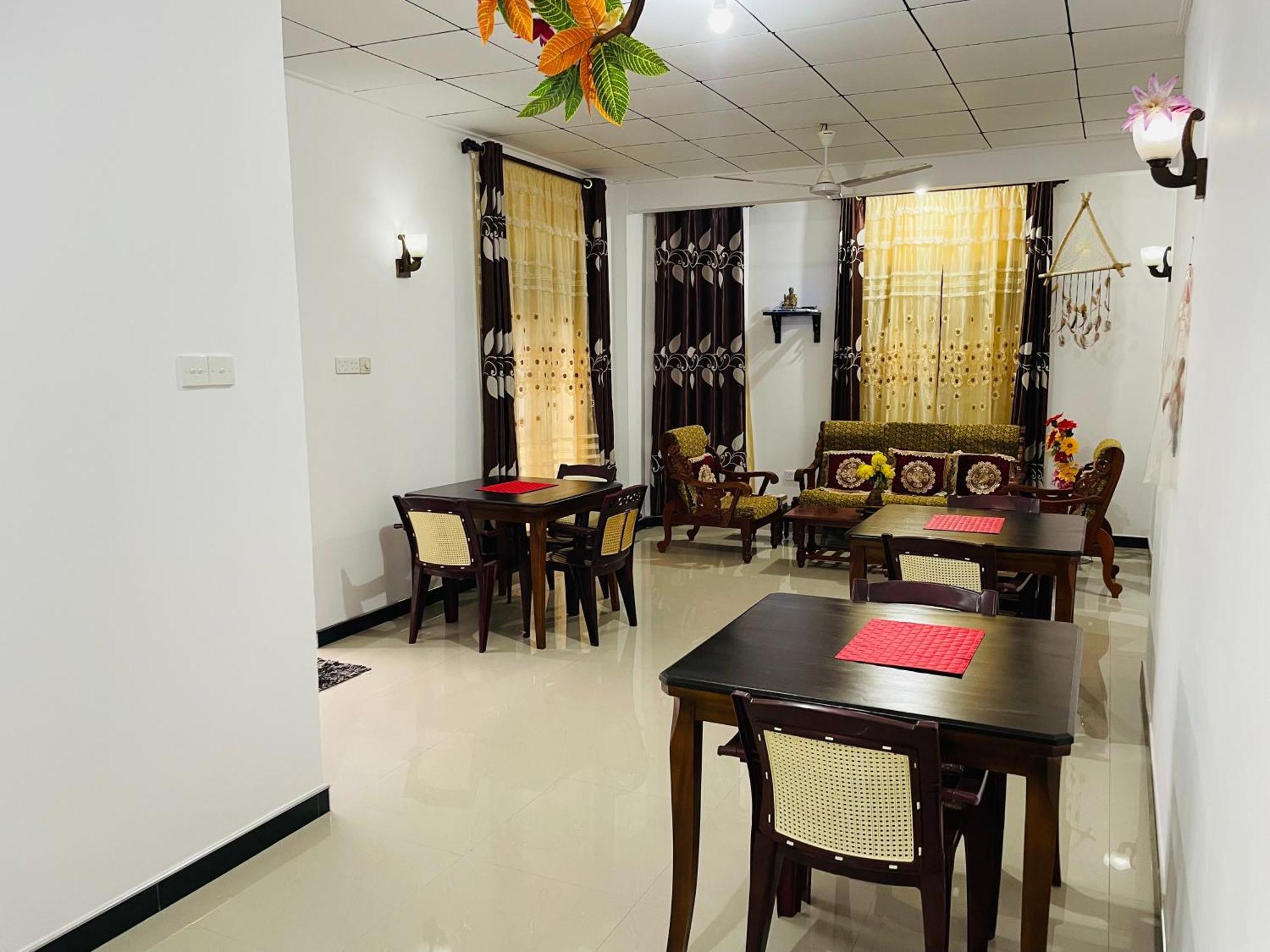Kanthi Holiday Rest Homestay 米瑞莎 外观 照片