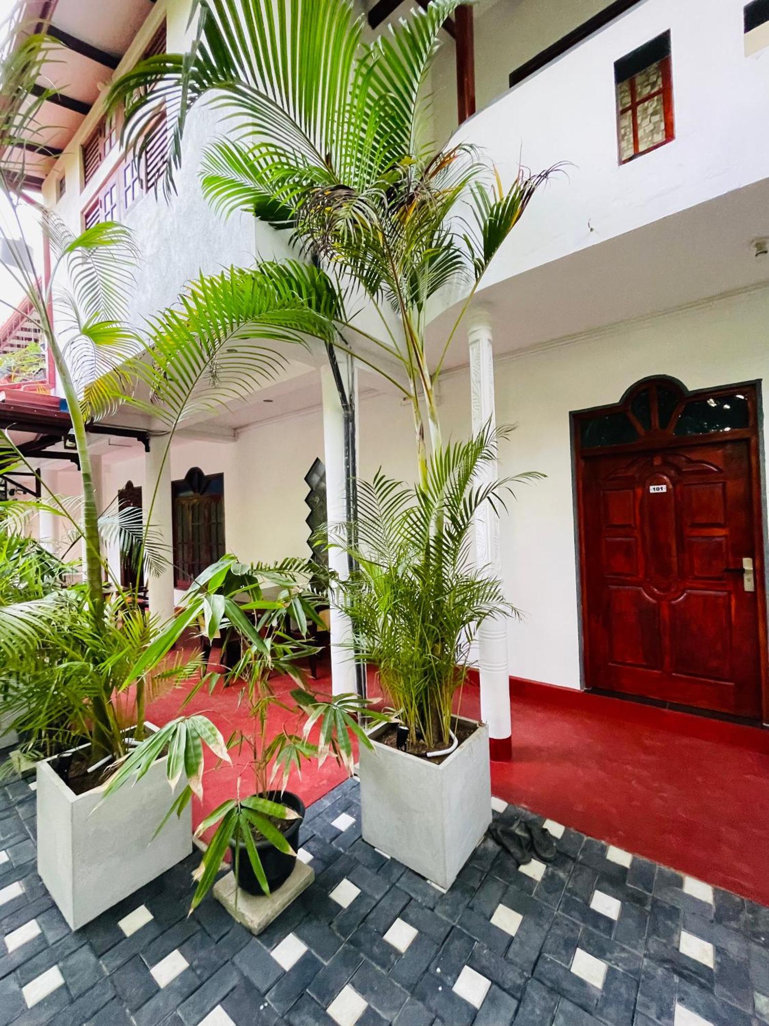 Kanthi Holiday Rest Homestay 米瑞莎 外观 照片