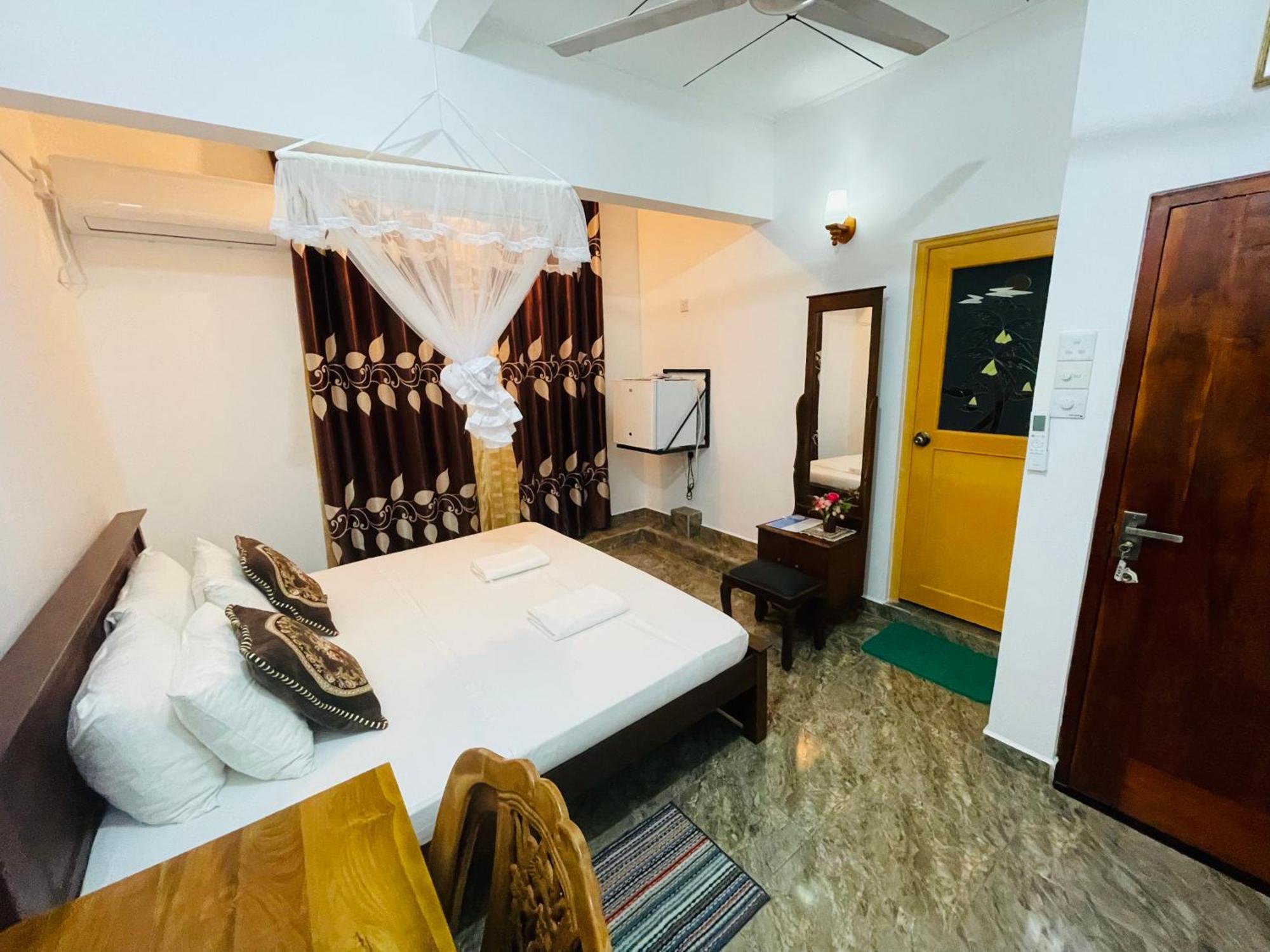 Kanthi Holiday Rest Homestay 米瑞莎 外观 照片